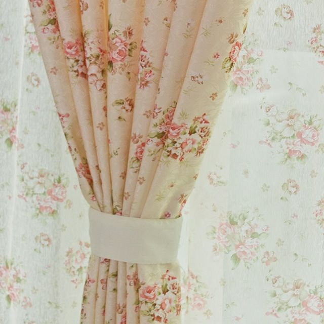 Petite Imprimé Floral Tissu De Rideau Rustique Produit dedans Tissu Des Ursules Rideaux Petite Imprimé Floral Tissu De Rideau Rustique Produit dedans Tissu Des Ursules Rideaux