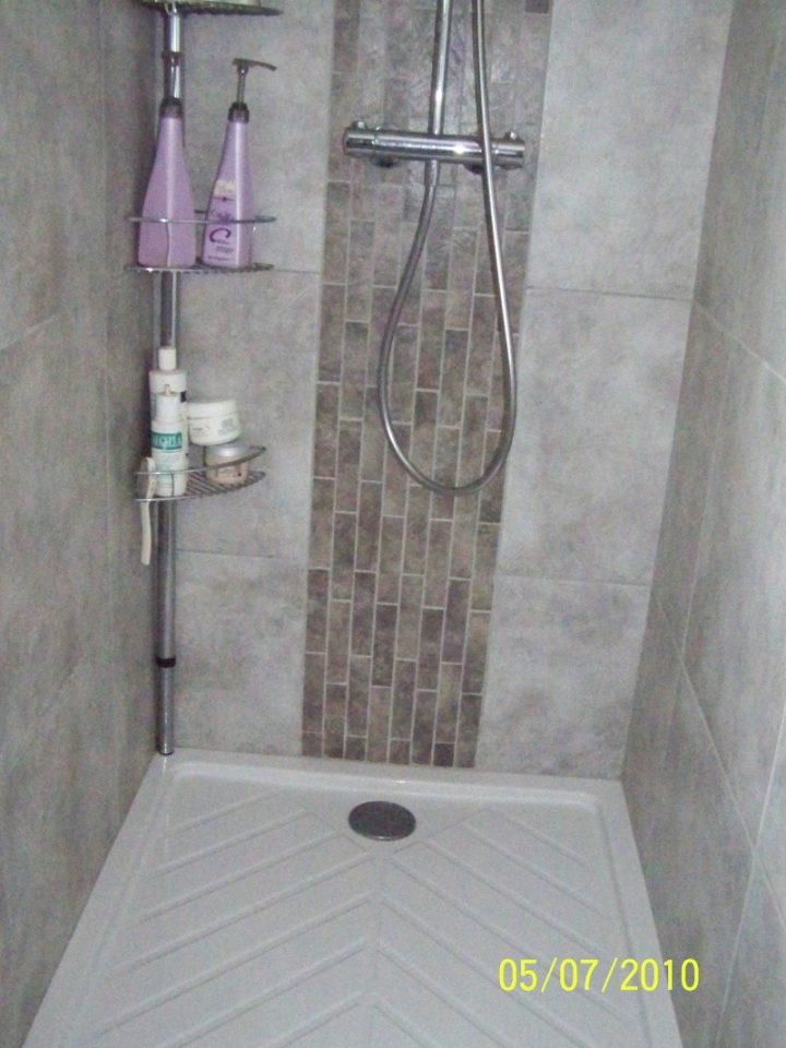 Petite Salle D'Eau Attenante À Une Chambre Rez De Chaussée tout Rideaux Petite Taille Petite Salle D'Eau Attenante À Une Chambre Rez De Chaussée tout Rideaux Petite Taille