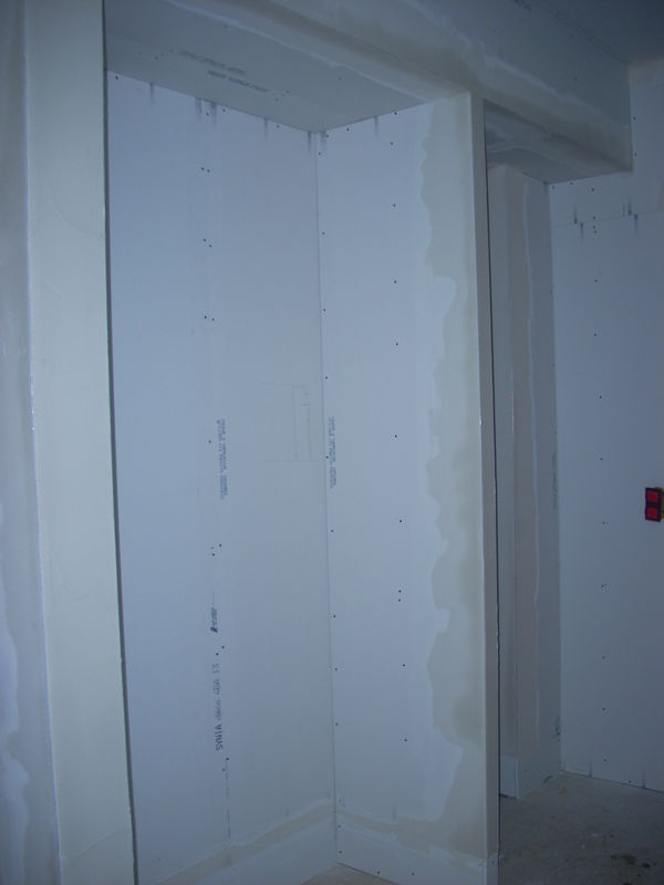 Placard De L'Entrée Avec Passage Pour Porte Des Toilettes avec Placard Pour Toilette