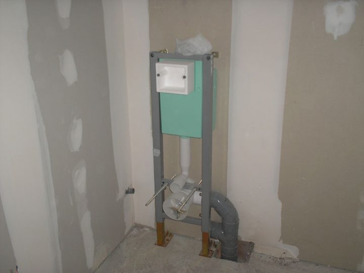 Plombier, Action Plus, Dépannage, Grenoble, Voiron, Saint destiné Montage Toilette Suspendu Geberit