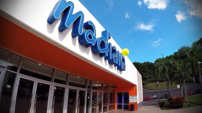 Plus De 100 Femmes Photographiées Et Filmées Dans Les intérieur Musique Dans Les Toilettes Plus De 100 Femmes Photographiées Et Filmées Dans Les intérieur Musique Dans Les Toilettes