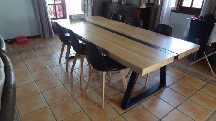 Plus Elégant Table A Manger Bois Metal Pour 2019 intérieur Table Salle A Manger Metal Et Bois