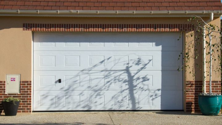 Porte De Garage Rideau Metallique – Les Menuiseries Exterieure destiné Rideau Metallique Garage Prix Porte De Garage Rideau Metallique – Les Menuiseries Exterieure destiné Rideau Metallique Garage Prix