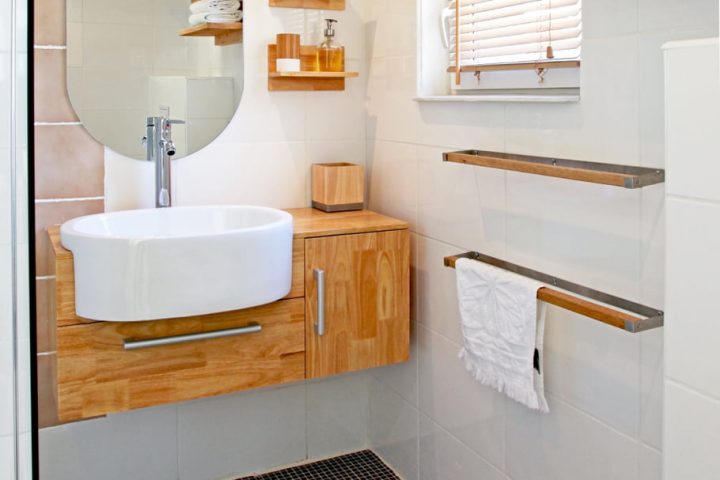 Quelle Hauteur Pour Un Meuble De Salle De Bain intérieur Comment Installer Un Lavabo Dans Les Toilettes