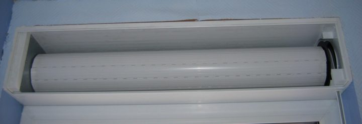 Rénovation Volet Roulant Intérieur : Faites Le Choix Des concernant Rideau Electrique Bloqué