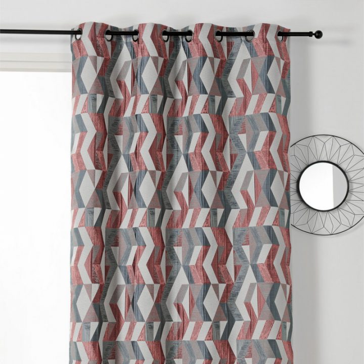 Rideau À Œillets À Motif Géométrique Rouge Et Bleu- Chloé concernant Rideau Motif Geometrique Rideau À Œillets À Motif Géométrique Rouge Et Bleu- Chloé concernant Rideau Motif Geometrique