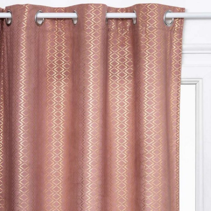 Rideau À Oeillets Velours "Curtain" 140X260Cm Rose destiné Rideau Velours Rose