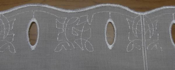 Rideau Brise Bise Brodé Au Mètre, Étamine Blanc, Fabriqué encequiconcerne Rideaux Au Metre A Decouper