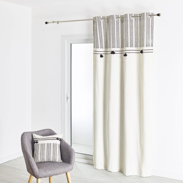 Rideau En Coton Éthnique Imprimé Et Pompons 135X260 Cm concernant Rideau Ethnique