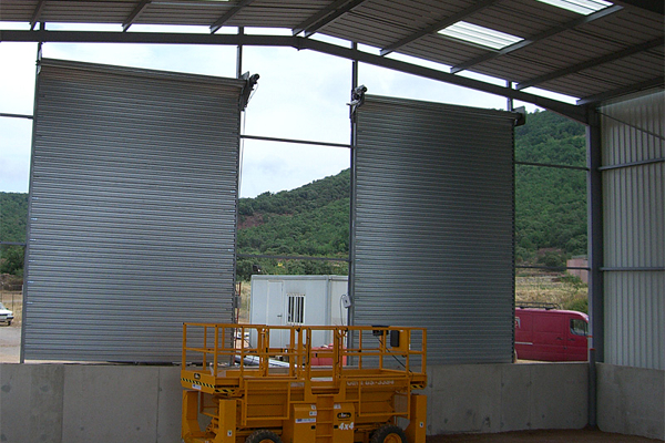 Rideau Roulant Exterieur. Rideau Exterieur Impermeable avec Rideau Exterieur Electrique