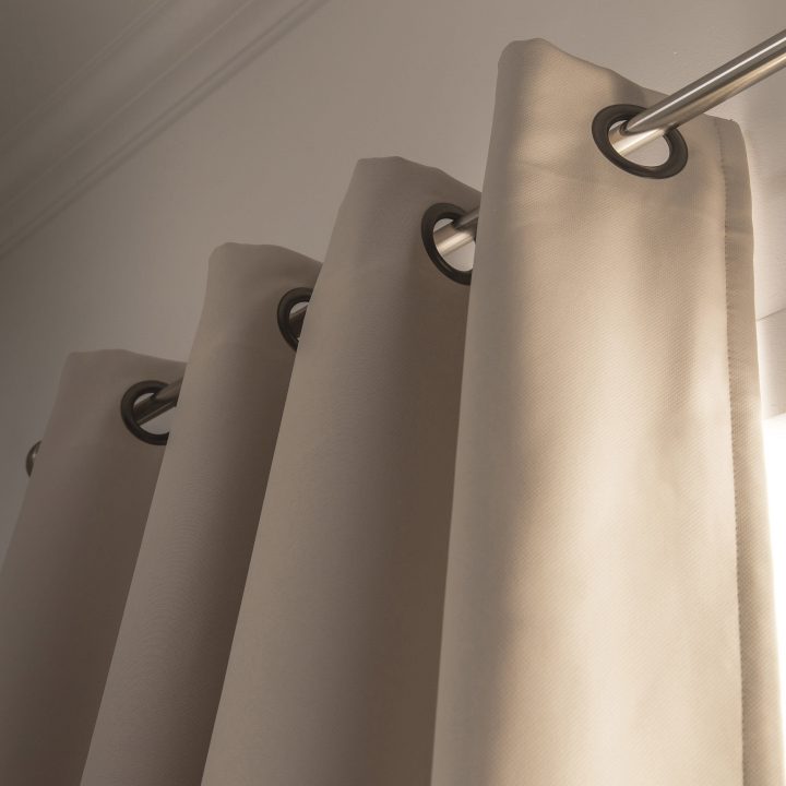 Rideau Thermique Et Phonique Castorama | Matelas – Rideau destiné Rideau Phonique Castorama