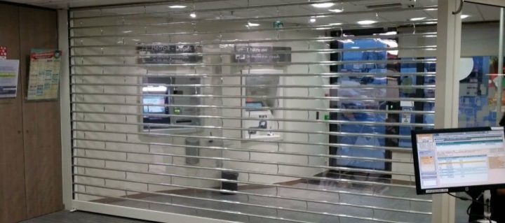 Rideau Transparent: L'Alternative Au Rideau Metallique avec Rideau Metallique Porte Rideau Transparent: L'Alternative Au Rideau Metallique avec Rideau Metallique Porte