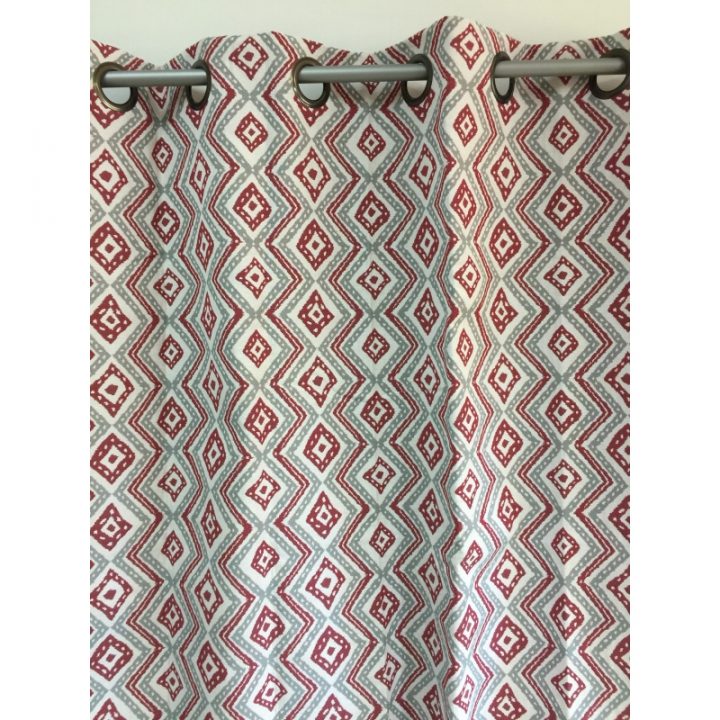 Rideau Vintage Rouge Avec Motif Géométrique tout Rideaux Motif Geometrique Rideau Vintage Rouge Avec Motif Géométrique tout Rideaux Motif Geometrique