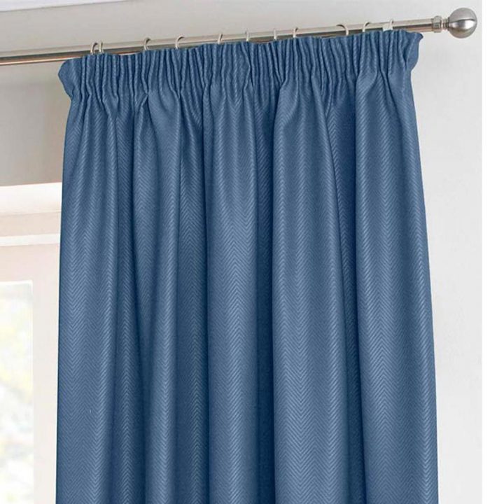 Rideaux Galon Fronceur Occultant – Bleu Marine – Motif Chevron dedans Rideau Occultant Galon Fronceur Rideaux Galon Fronceur Occultant – Bleu Marine – Motif Chevron dedans Rideau Occultant Galon Fronceur