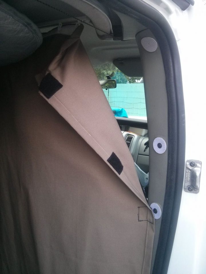 Rideaux Intérieurs Trafic Aménagé | Trafic Aménagé, Trafic encequiconcerne Rideaux Interieur Pour Camping Car