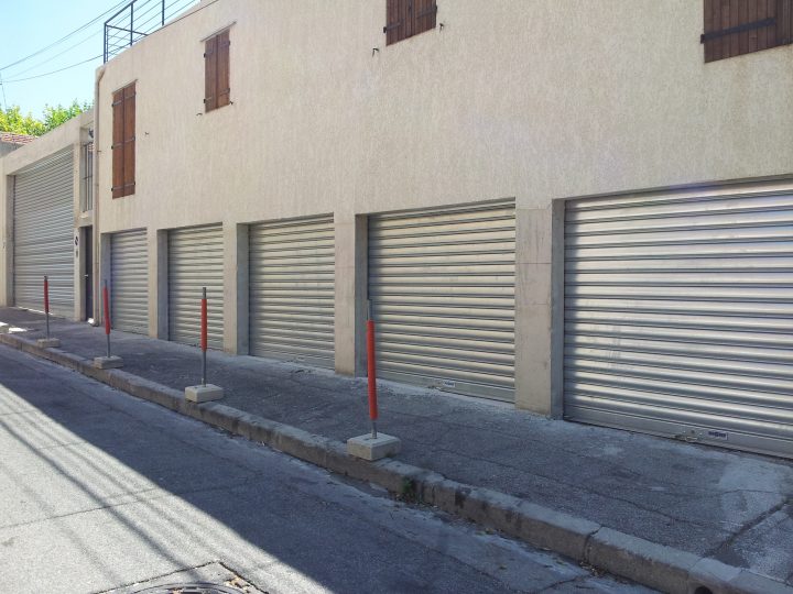 Rideaux Métalliques Électriques À Lames Pleines Avec Pas concernant Rideaux Roulants Metalliques Rideaux Métalliques Électriques À Lames Pleines Avec Pas concernant Rideaux Roulants Metalliques