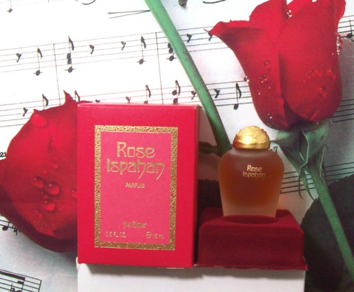 Rose Ispahan Parfum / Perfume 0.5 Oz. By Yves Rocher intérieur Ispahan Eau De Toilette Rose Ispahan Parfum / Perfume 0.5 Oz. By Yves Rocher intérieur Ispahan Eau De Toilette