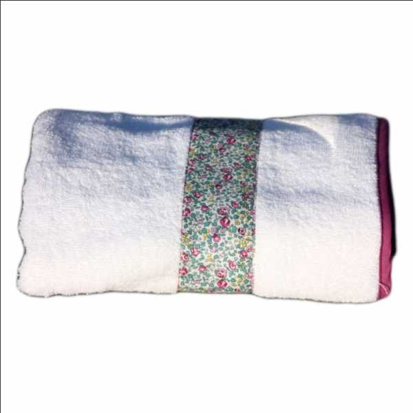 Serviette De Toilette encequiconcerne Serviettes De Toilettes