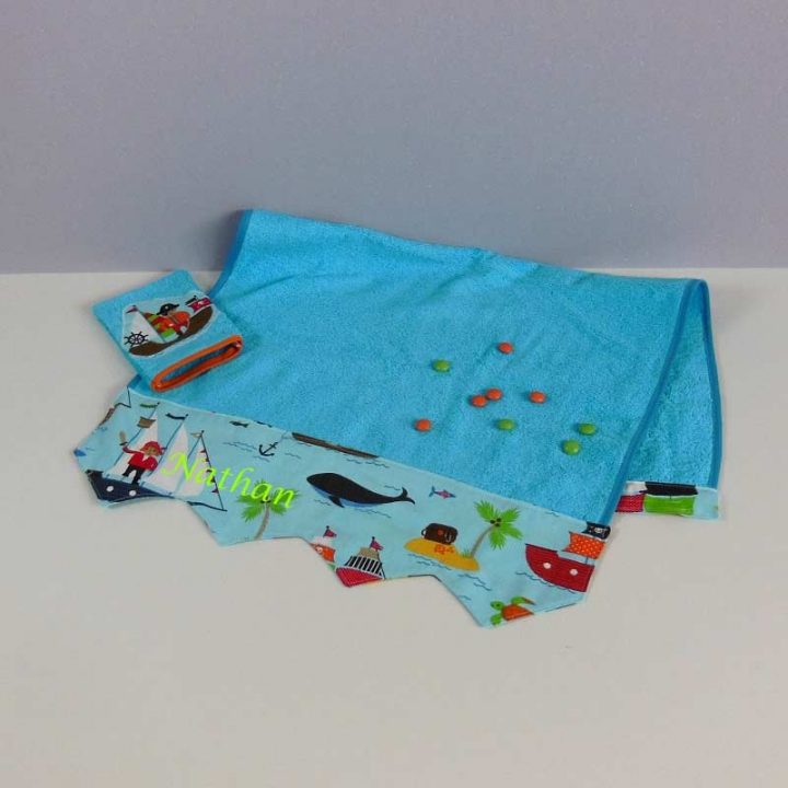 Serviette Toilette Personnalisée – Linge Bain Motif Pirate concernant Serviette De Toilette Personnalisée