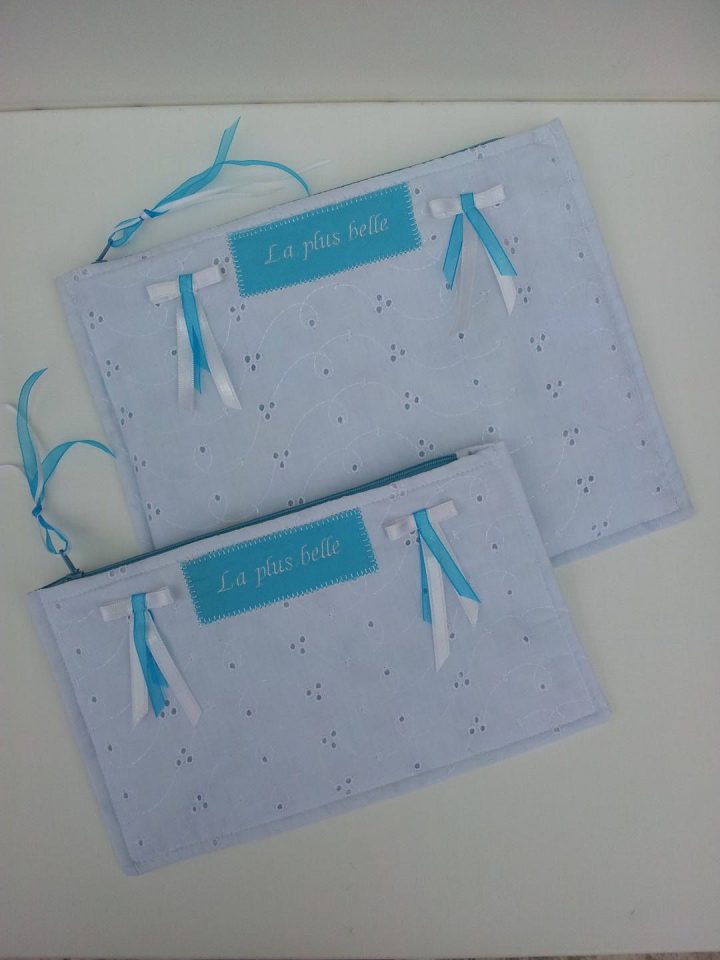 Set Of 2 Large Kits Mom And B B White Broderie Anglaise pour Toilette Anglaise