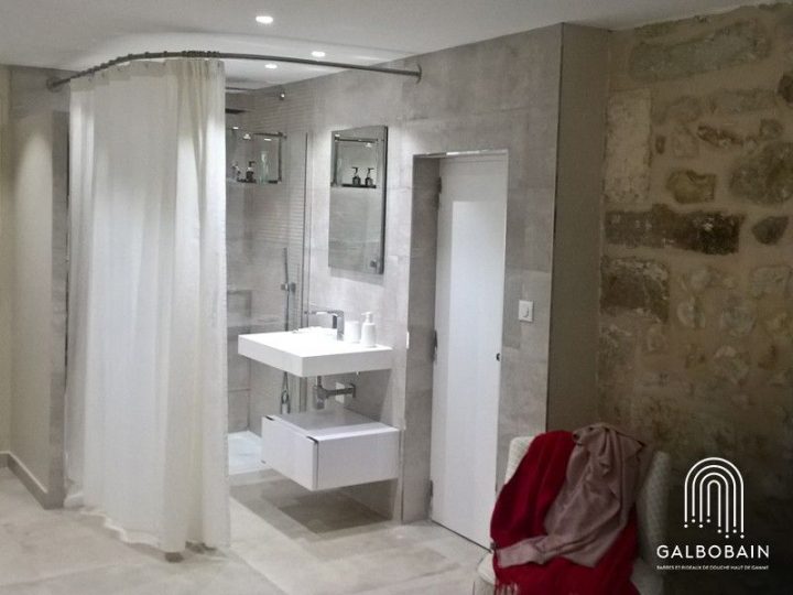 Solution Tringle D'Angle Et Rideau Galbobain Xxl En Lin encequiconcerne Tringle Rideau Baignoire