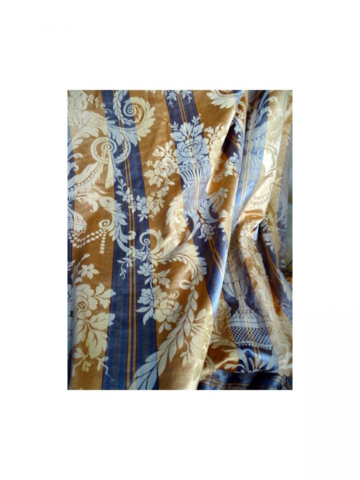 Splendide Paire De Tentures En Soie Xixème Rideaux Anciens avec Rideaux Anciens