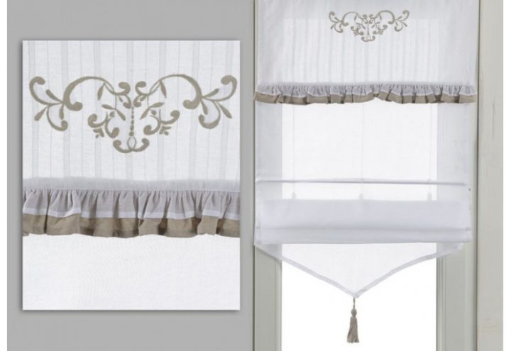 Store Bateau Organdi Blanc Brodé Et À Volant Taupe Anna concernant Rideaux Amadeus Store Bateau Organdi Blanc Brodé Et À Volant Taupe Anna concernant Rideaux Amadeus