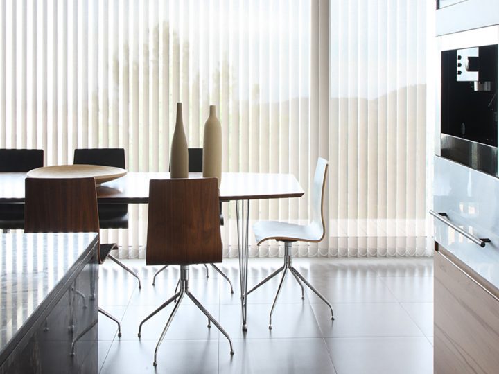 Store Californien Occultant Motorisé – Stores De France dedans Rideaux Californiens Store Californien Occultant Motorisé – Stores De France dedans Rideaux Californiens