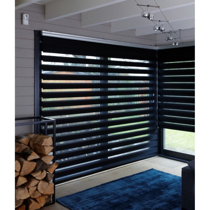 Store Enrouleur Jour Nuit Blanc Tamisant | Madecostore serapportantà Rideau Store Jour Nuit