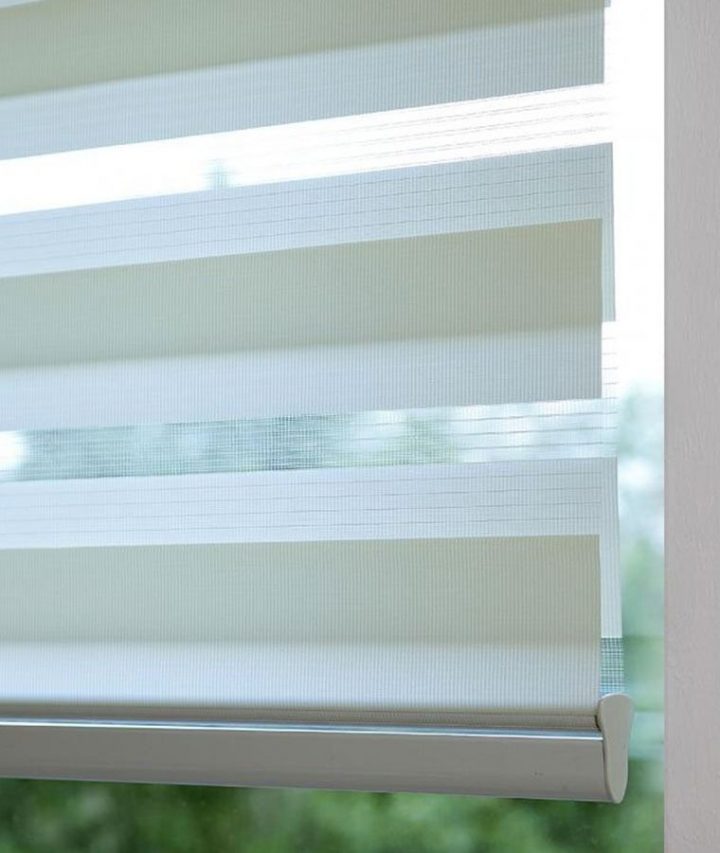 Store Enrouleur Jour Nuit Sur Mesure – Stores-Discount concernant Rideau Store Jour Nuit