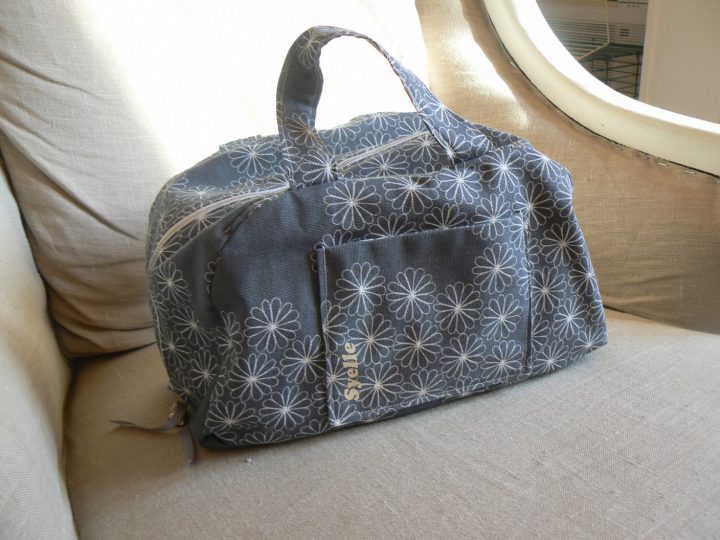 Syelle: Une Trousse De Toilette serapportantà Trousse De Toilette Crochet