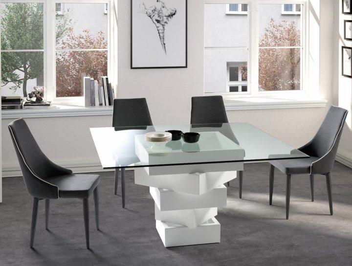 Table À Manger Carrée Bois Laqué Blanc Et Verre Kaz dedans Table De Salle À Manger Carrée