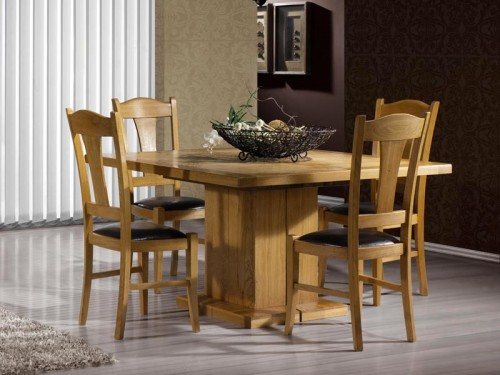 Table À Manger Carrée En Chêne Massif Sur Un Pied Central avec Table De Salle À Manger Carrée