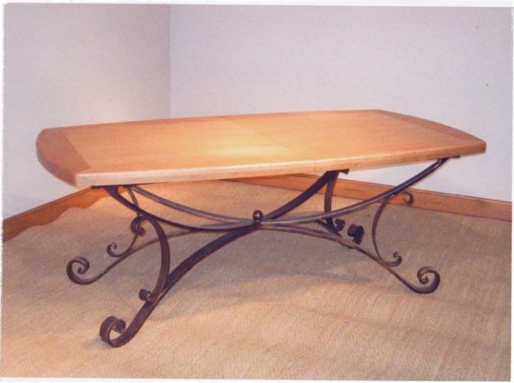 Table A Manger Fer Forge Et Bois destiné Table Salle A Manger Bois Et Fer