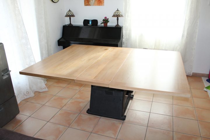 Table De Salle À Manger Industrielle Extensible Vendue tout Table De Salle À Manger Industrielle