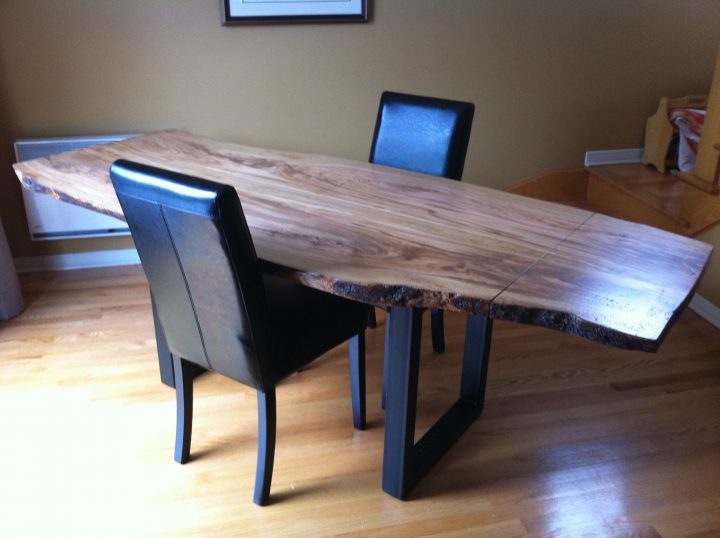 Table En Bois D'Olivier Massif, Patte En Fer Forger Noir dedans Table Salle A Manger Bois Et Fer