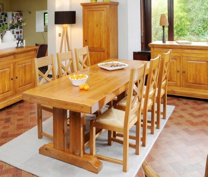 Table En Chêne Massif (Photo 4/10) – Salle À Manger Style intérieur Salle À Manger Chêne Massif