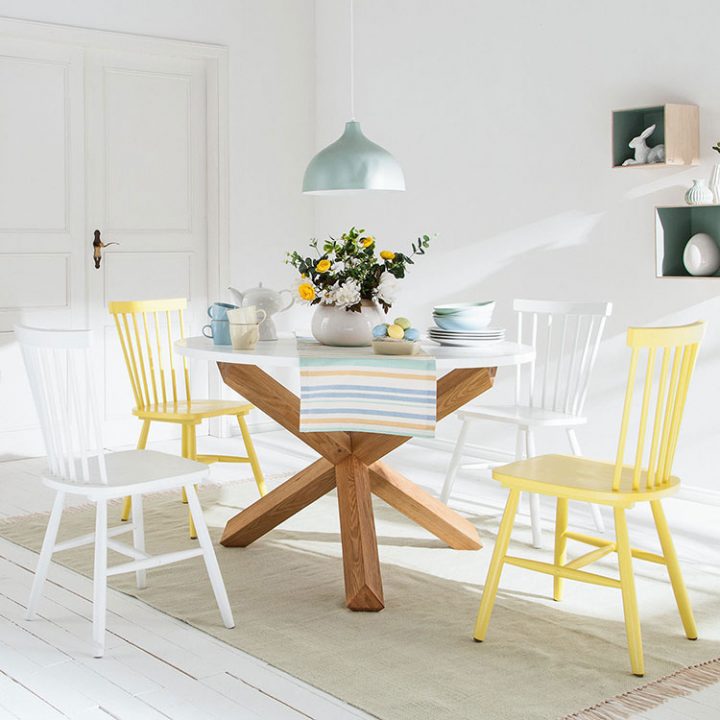 Table Ronde Scandinave : Top 10 Des Modèles Pour Salle À avec Table Salle A Manger Scandinave