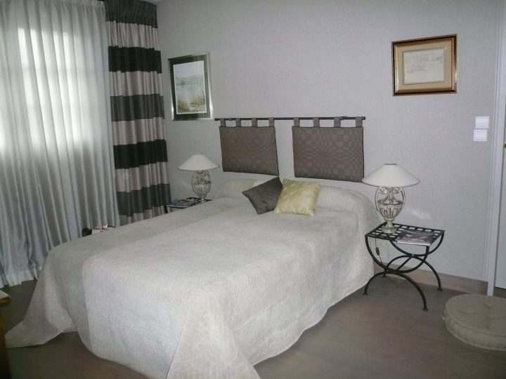 Têtes De Lits – Au Fil De La Coudre intérieur Tringle A Rideau Pour Tete De Lit