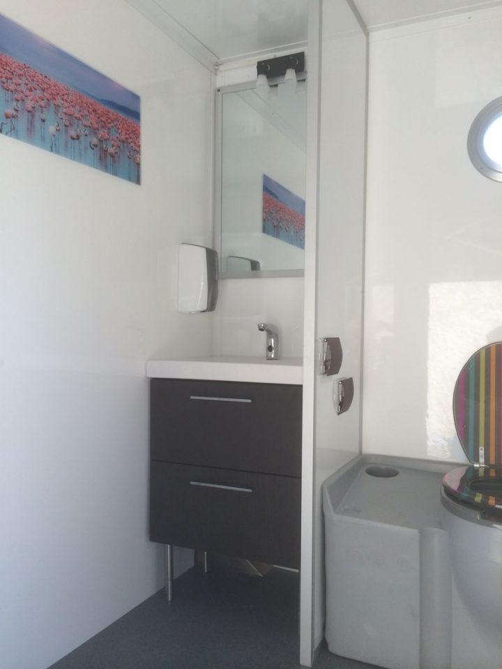 Toilette-Caravane-Luxe – Bio Sanitaire Location pour Toilette Chimique Caravane