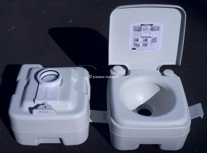 Toilette Portable Wc Chimique Reservoir 21L + 15L Neuf dedans Toilette Chimique Portable