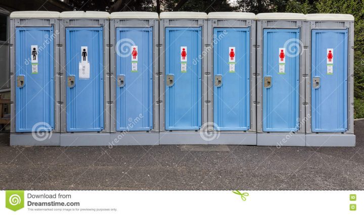 Toilettes Portatives Ou Carlingues Mobiles De Toilette serapportantà Toilettes Mobiles Prix