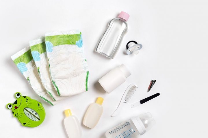 Trousse De Toilette De Bébé : Les Produits Indispensables tout Produit De Toilette Pour Bébé