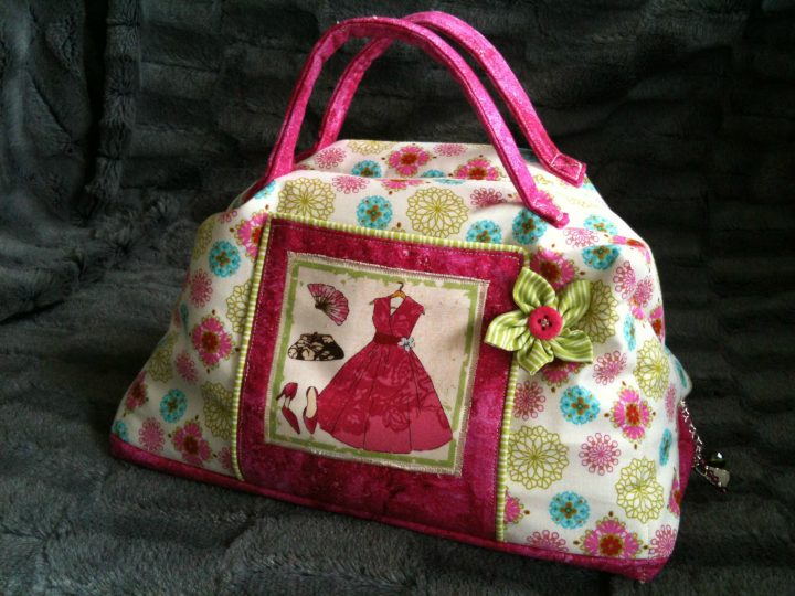 Trousse De Toilette "Girly" – Breizh Addict encequiconcerne Faire Une Trousse De Toilette