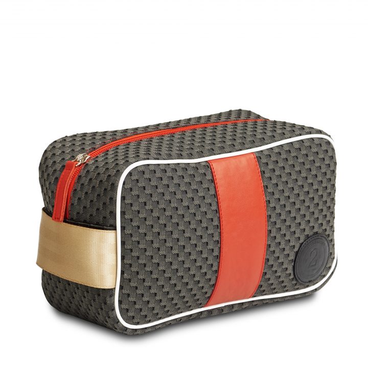 Trousse De Toilette Homme, Une Liste Basique dedans Trousse De Toilette Homme Vuitton