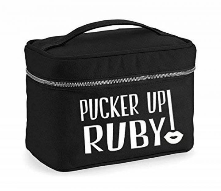 Trousse De Toilette Personnalisée ; Comment Choisir Les destiné Meilleur Produit Toilette Bébé Trousse De Toilette Personnalisée ; Comment Choisir Les destiné Meilleur Produit Toilette Bébé