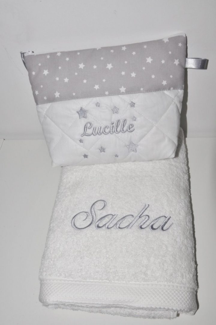 Trousse De Toilette + Serviette Personnalisées Brodées pour Serviette De Toilette Personnalisée