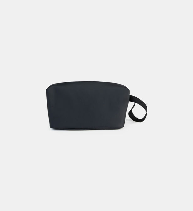 Trousse De Toilette Signature Lacoste Noir | Soldes Bhv Marais pour Trousse De Toilette Homme Lacoste