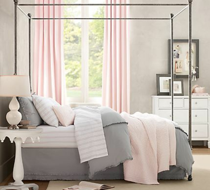 Une Chambre En Gris Et Rose De 0 À 77 Ans | Relooker Meubles avec Rideau Rose Et Gris Une Chambre En Gris Et Rose De 0 À 77 Ans | Relooker Meubles avec Rideau Rose Et Gris