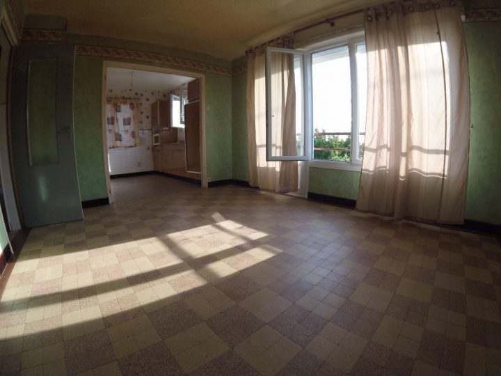 Vente Maison A Rénover Avec Un Fort Potentiel – Proximité pour Aménagement Cheminée Condamnée